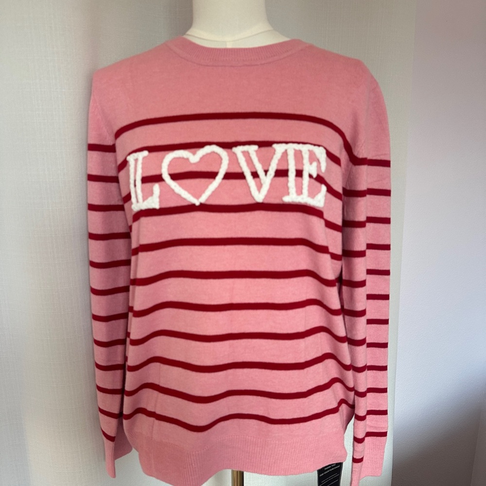 LOVE Lightweight Sweater Hand-Embroidered, LG, Great Pop of contrast